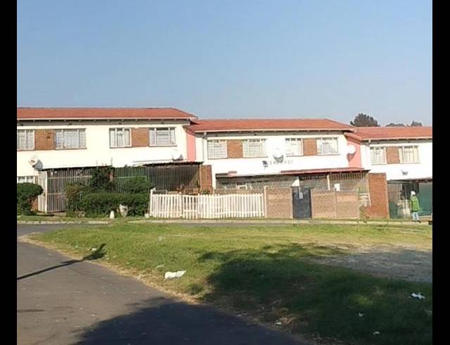 2 BEDROOM APARTMENT FOR SALE IN BELLAVISTA ESTATES